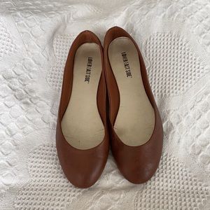 BROWN FLATS SHOES